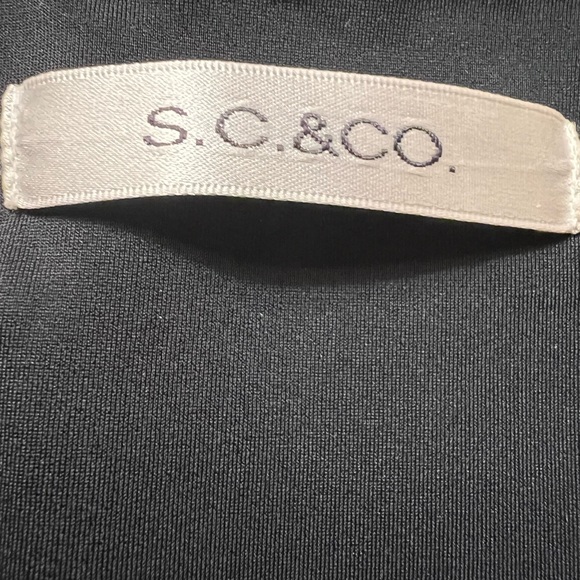 Pull on golf akirt - Picture 4 of 5